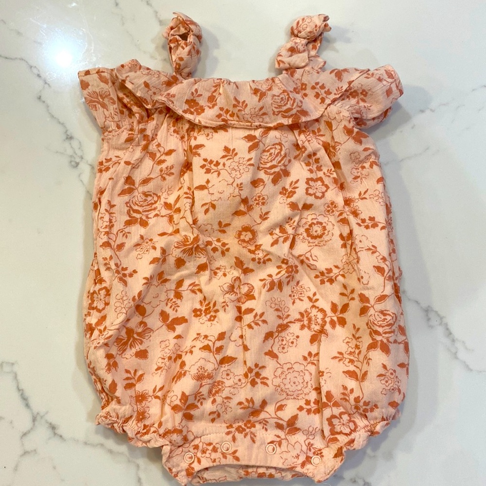 Janie and jack 12-18M bubble. Floral print